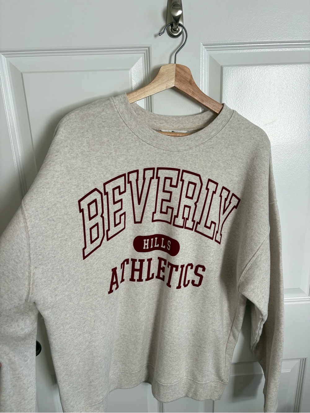 Women's Ascot + Hart Beverly Hills Graphic
Pullover Sweatshirt - Beige M